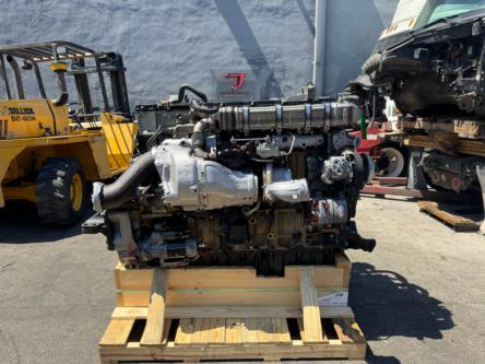 Detroit DD15 EPA 13