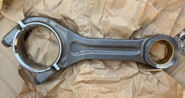 Detroit Connecting rod